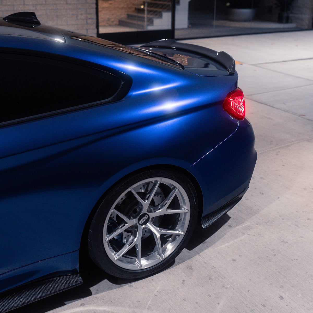 AlpineX Dynamics PSM Style Carbon Fiber Side Skirt For BMW F80 M3/F82 F83 M4