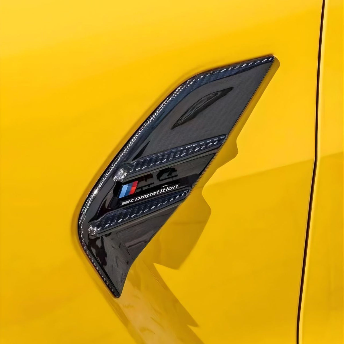 AlpineX Dynamics Pre-preg Dry Carbon Fiber Fender Trim For BMW G80 M3 / G82 G83 M4