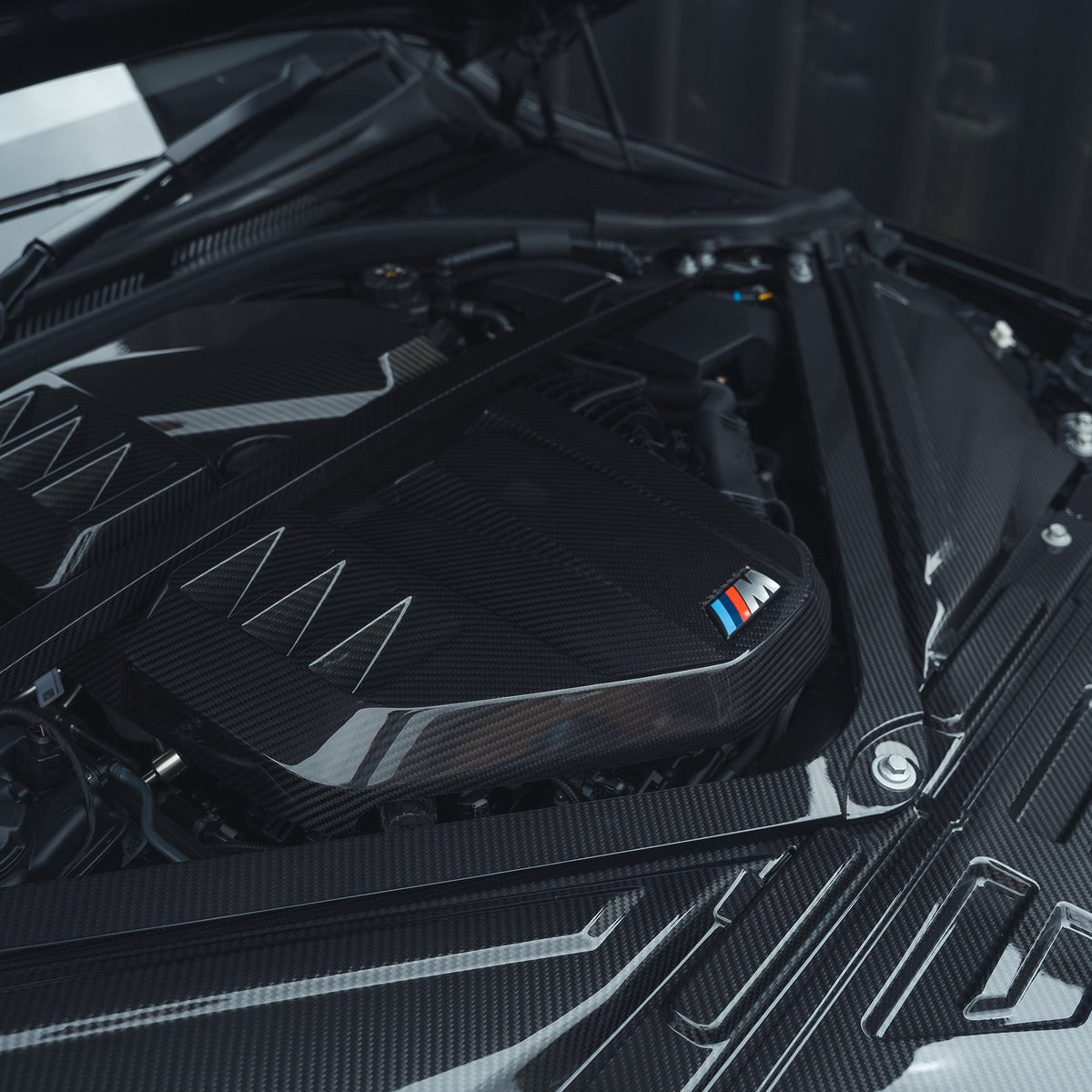 AlpineX Dynamics Carbon Fiber Engine Cover For BMW G8X M3 M4 / G87 M2